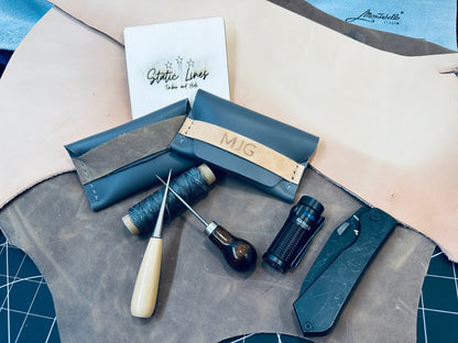 Handmade Leather Card holder / Wallet/ Coin Purse. Leather Gifts / Vintage leather wallets