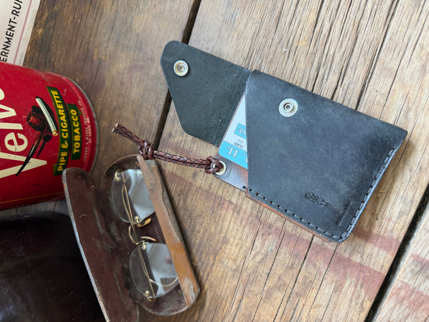 The Lexington Card Hold Wallet