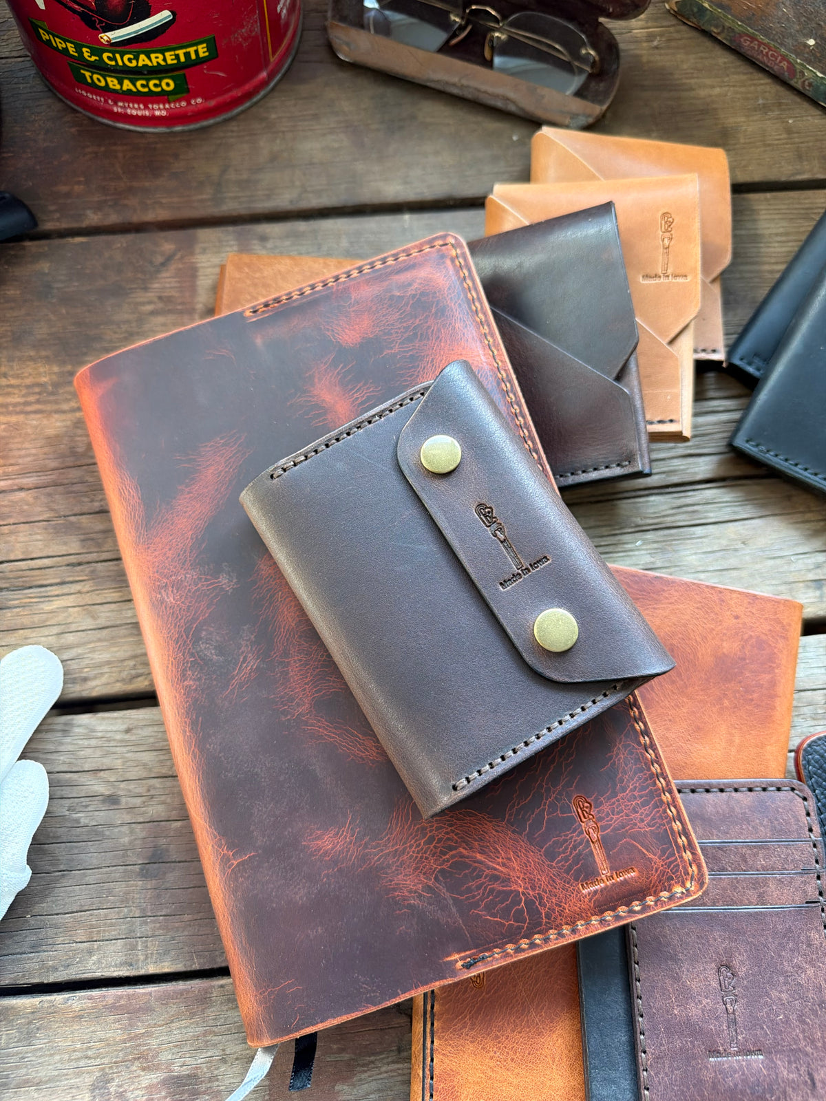 The Crockett Double Snap Wallet